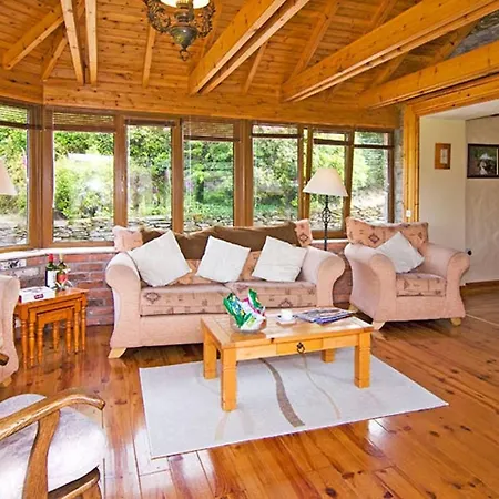 Pate's Cottage, Glengarriff, West Cork Holiday home *