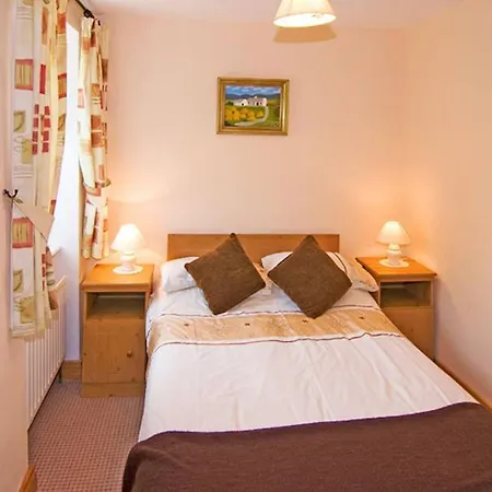 Pate's Cottage, Glengarriff, West Cork Glengarriff